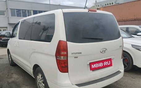 Hyundai H-1 II рестайлинг, 2017 год, 2 292 000 рублей, 3 фотография