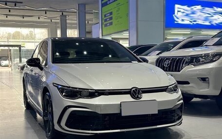 Volkswagen Golf VIII, 2021 год, 1 962 500 рублей, 3 фотография