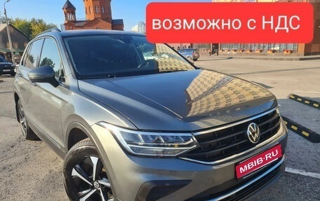 Volkswagen Tiguan II, 2021 год, 2 400 000 рублей, 1 фотография