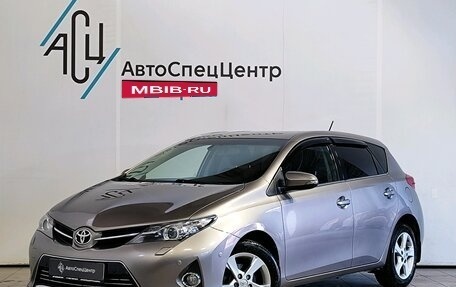 Toyota Auris II, 2013 год, 1 299 000 рублей, 1 фотография