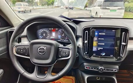 Volvo XC40 I, 2021 год, 1 850 000 рублей, 8 фотография