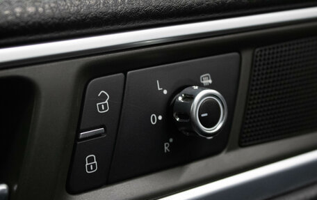 Volkswagen Touareg III, 2010 год, 1 899 000 рублей, 16 фотография