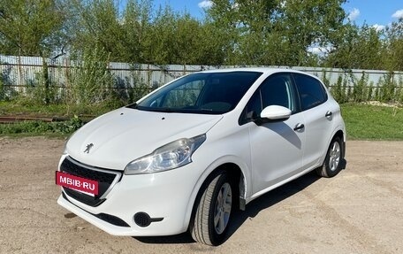 Peugeot 208 II, 2013 год, 450 000 рублей, 9 фотография