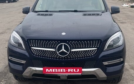 Mercedes-Benz M-Класс, 2015 год, 3 200 000 рублей, 7 фотография
