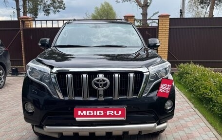 Toyota Land Cruiser Prado 150 рестайлинг 2, 2014 год, 3 450 000 рублей, 8 фотография