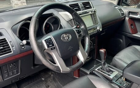 Toyota Land Cruiser Prado 150 рестайлинг 2, 2014 год, 3 450 000 рублей, 15 фотография