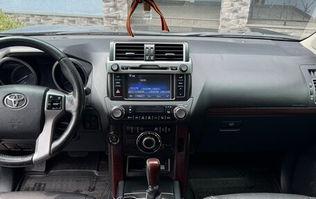 Toyota Land Cruiser Prado 150 рестайлинг 2, 2014 год, 3 450 000 рублей, 17 фотография