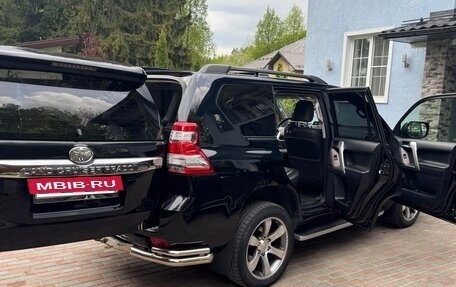 Toyota Land Cruiser Prado 150 рестайлинг 2, 2014 год, 3 450 000 рублей, 11 фотография