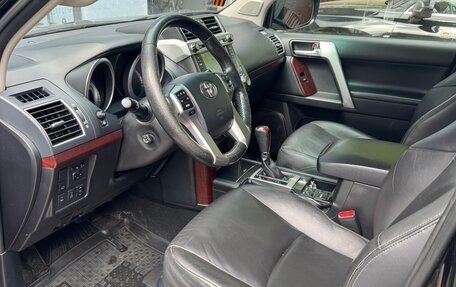 Toyota Land Cruiser Prado 150 рестайлинг 2, 2014 год, 3 450 000 рублей, 16 фотография