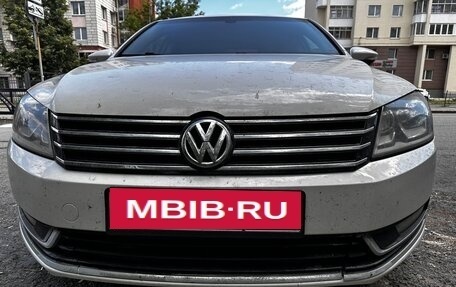 Volkswagen Passat B7, 2013 год, 1 090 000 рублей, 14 фотография