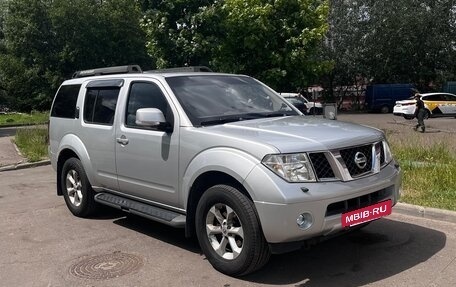 Nissan Pathfinder, 2008 год, 1 550 000 рублей, 2 фотография