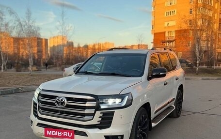 Toyota Land Cruiser 200, 2013 год, 3 950 000 рублей, 3 фотография