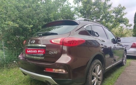 Infiniti QX50 I рестайлинг, 2015 год, 2 250 000 рублей, 10 фотография