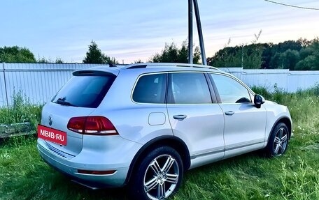 Volkswagen Touareg III, 2013 год, 3 490 000 рублей, 2 фотография