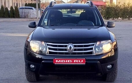 Renault Duster I рестайлинг, 2014 год, 999 000 рублей, 2 фотография