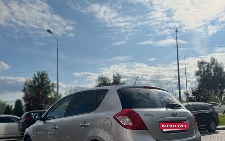 KIA cee'd I рестайлинг, 2011 год, 815 000 рублей, 4 фотография