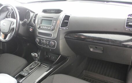 KIA Sorento II рестайлинг, 2017 год, 1 990 000 рублей, 14 фотография