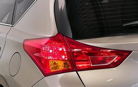 Toyota Auris II, 2013 год, 1 299 000 рублей, 6 фотография