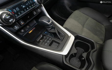 Toyota RAV4, 2025 год, 4 100 000 рублей, 15 фотография