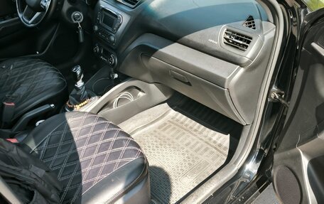 KIA Rio III рестайлинг, 2013 год, 750 000 рублей, 10 фотография