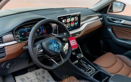 Skoda Kodiaq I, 2025 год, 4 000 000 рублей, 18 фотография