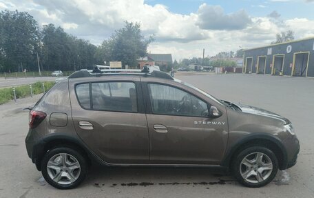 Renault Sandero II рестайлинг, 2019 год, 1 100 000 рублей, 6 фотография
