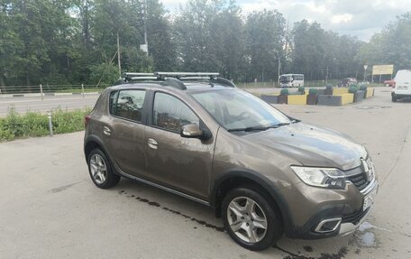 Renault Sandero II рестайлинг, 2019 год, 1 100 000 рублей, 3 фотография