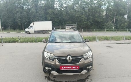 Renault Sandero II рестайлинг, 2019 год, 1 100 000 рублей, 1 фотография