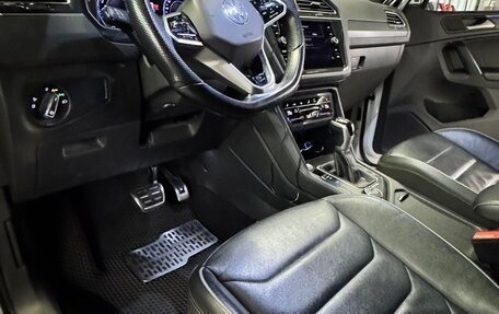 Volkswagen Tiguan II, 2020 год, 3 800 000 рублей, 16 фотография