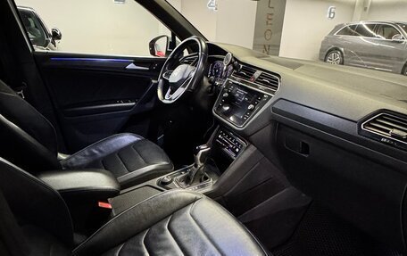 Volkswagen Tiguan II, 2020 год, 3 800 000 рублей, 13 фотография