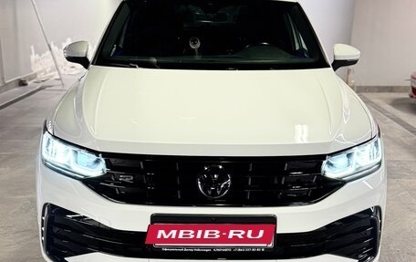Volkswagen Tiguan II, 2020 год, 3 800 000 рублей, 10 фотография