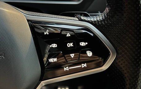 Volkswagen Tiguan II, 2020 год, 3 800 000 рублей, 24 фотография