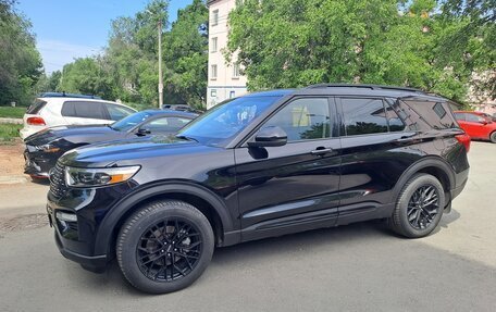 Ford Explorer VI, 2022 год, 3 980 000 рублей, 6 фотография