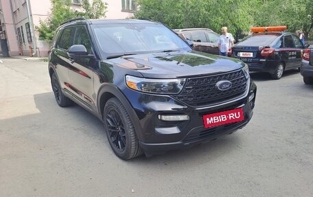 Ford Explorer VI, 2022 год, 3 980 000 рублей, 3 фотография