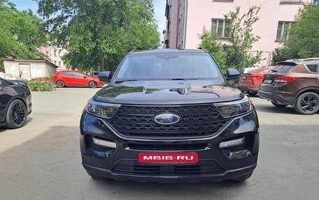Ford Explorer VI, 2022 год, 3 980 000 рублей, 4 фотография