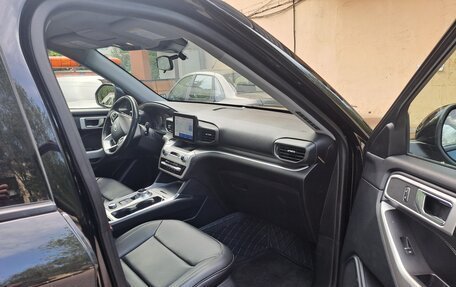 Ford Explorer VI, 2022 год, 3 980 000 рублей, 23 фотография