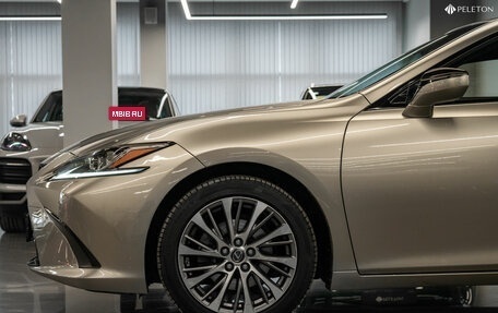 Lexus ES VII, 2019 год, 3 080 000 рублей, 25 фотография