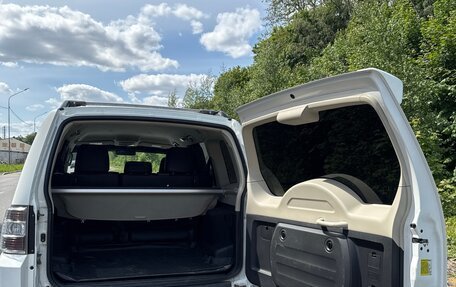 Mitsubishi Pajero IV, 2013 год, 2 300 000 рублей, 18 фотография