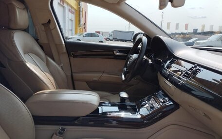 Audi A8, 2014 год, 1 800 000 рублей, 13 фотография
