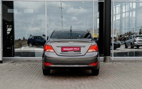 Hyundai Solaris II рестайлинг, 2015 год, 1 100 000 рублей, 4 фотография