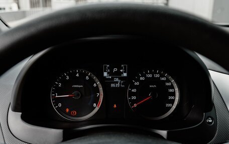 Hyundai Solaris II рестайлинг, 2015 год, 1 100 000 рублей, 15 фотография