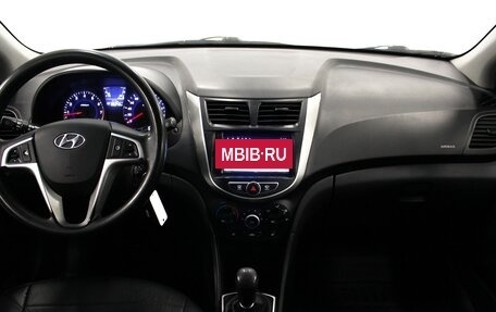 Hyundai Solaris II рестайлинг, 2012 год, 695 000 рублей, 9 фотография