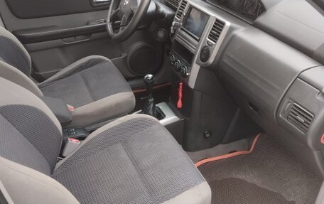 Nissan X-Trail, 2006 год, 650 000 рублей, 11 фотография