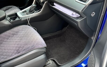 Toyota RAV4, 2021 год, 4 650 000 рублей, 20 фотография