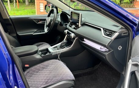 Toyota RAV4, 2021 год, 4 650 000 рублей, 18 фотография