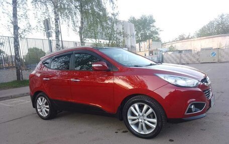 Hyundai ix35 I рестайлинг, 2010 год, 1 050 000 рублей, 4 фотография
