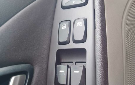 Hyundai ix35 I рестайлинг, 2010 год, 1 050 000 рублей, 22 фотография