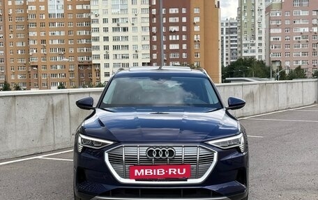 Audi e-tron I, 2019 год, 3 690 000 рублей, 2 фотография