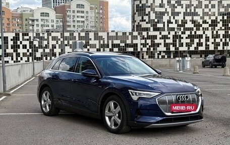 Audi e-tron I, 2019 год, 3 690 000 рублей, 3 фотография