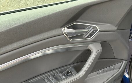 Audi e-tron I, 2019 год, 3 690 000 рублей, 12 фотография